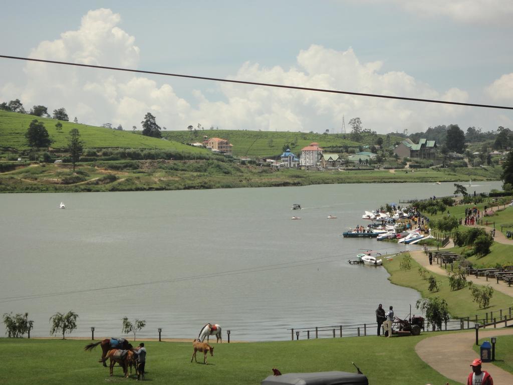 Srihelyes Inn Nuwara Eliya Bagian luar foto