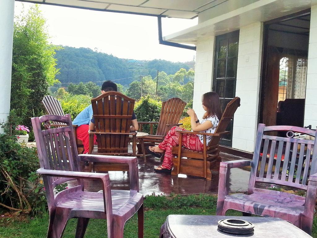 Srihelyes Inn Nuwara Eliya Bagian luar foto