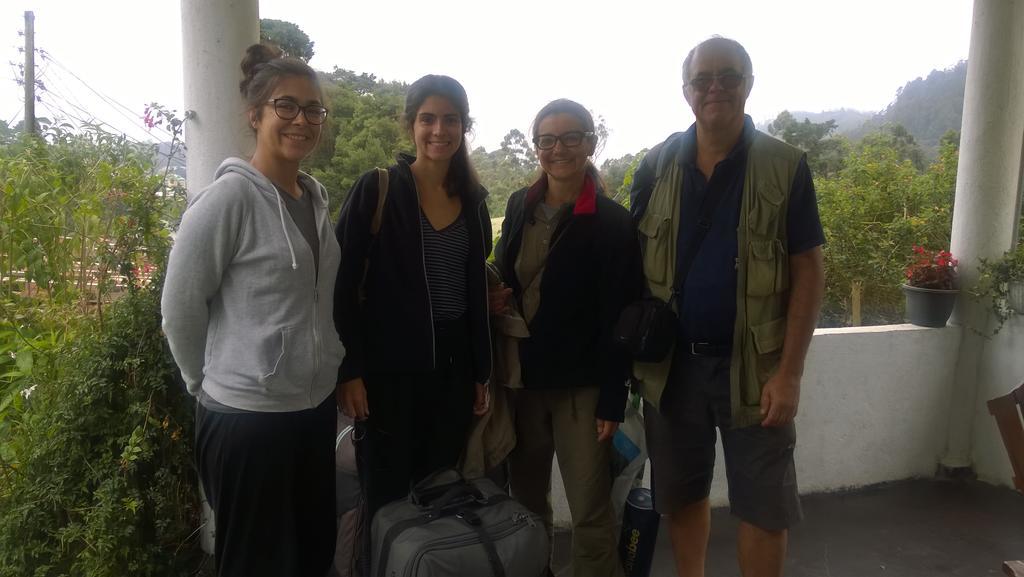 Srihelyes Inn Nuwara Eliya Bagian luar foto