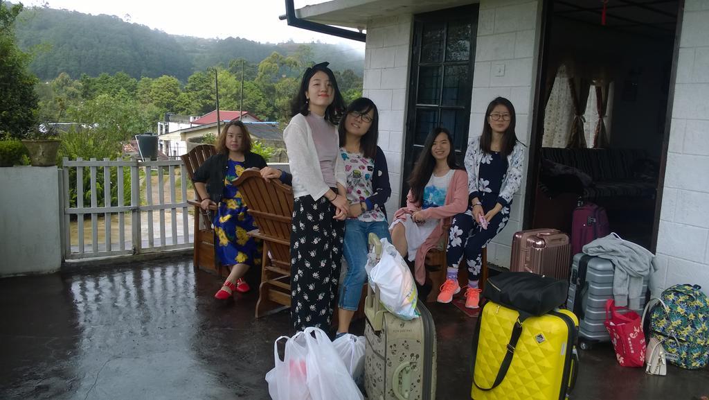 Srihelyes Inn Nuwara Eliya Bagian luar foto